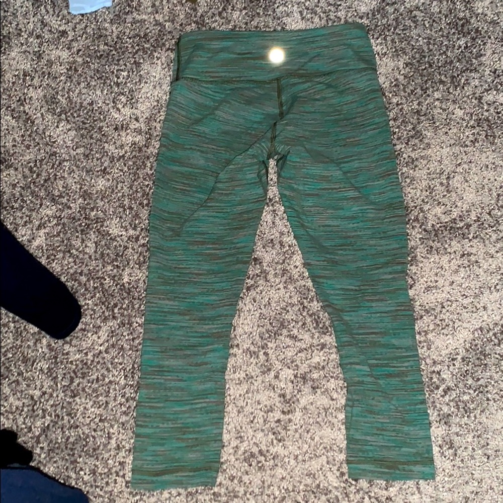 Lululemon crop leggings